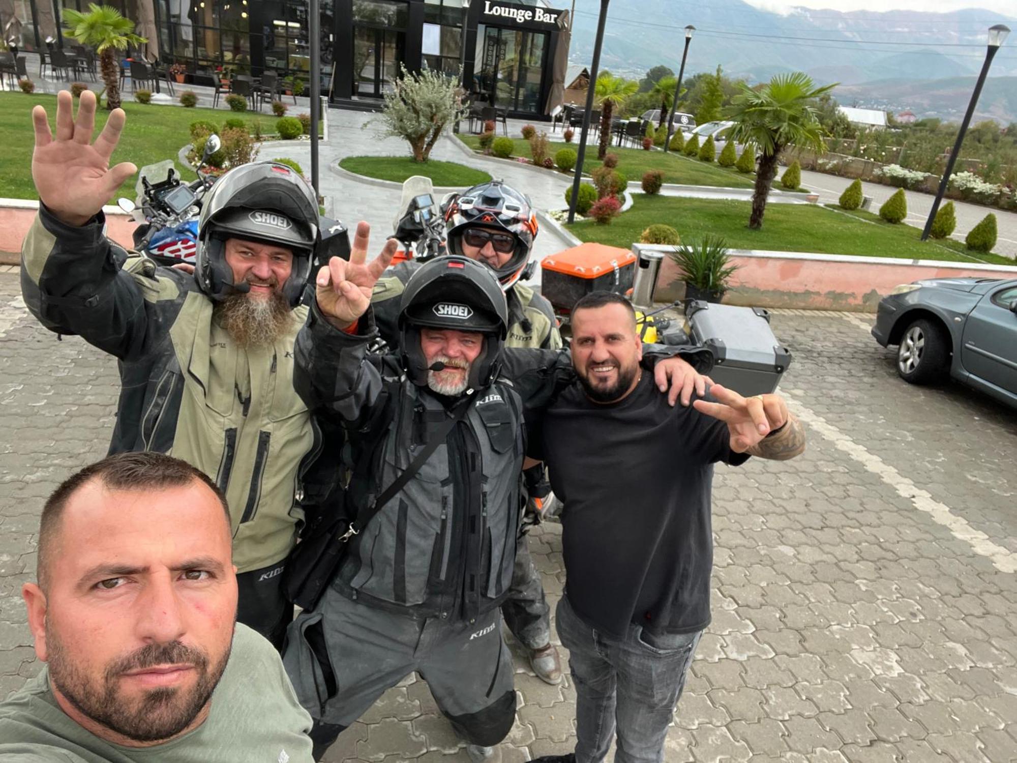 Hotel Braxton Shupenze Exteriör bild